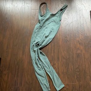 Lululemon green jumpsuit, only worn a few times,